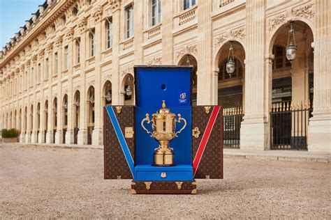 Louis Vuitton becomes the Official Trophy Travel Case  